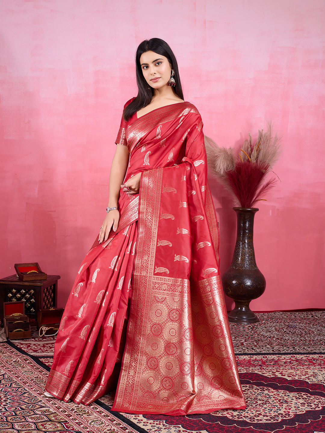 Vedant Vastram Banarasi Silk Fashion Saree - Red | Grocsy