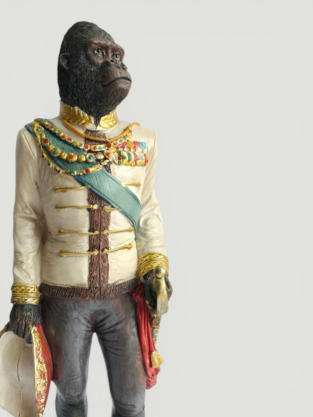 Sun Mun Decors Royal Gorilla | Grocsy