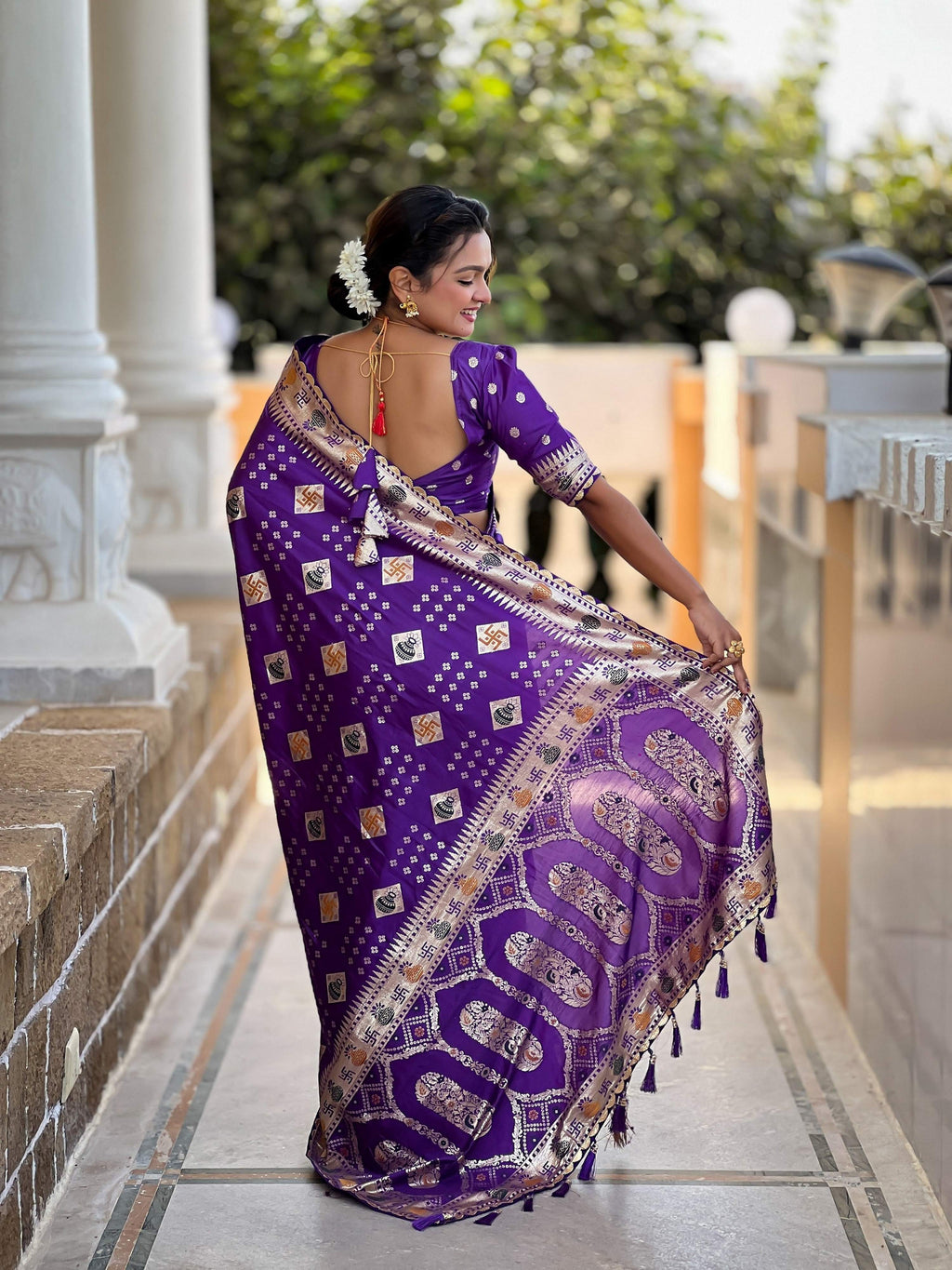 Vedant Vastram Soft Dola Silk Fancy Jacquard Bollywood Saree - Violet | Grocsy