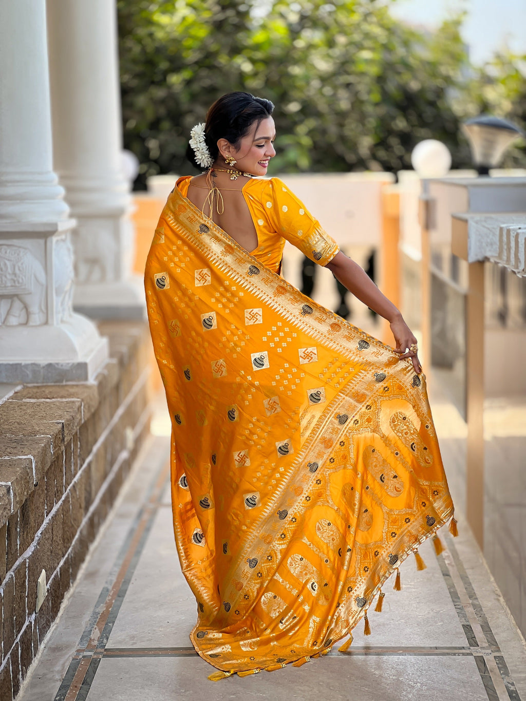 Vedant Vastram Soft Dola Silk Fancy Jacquard Bollywood Saree - Yellow | Grocsy