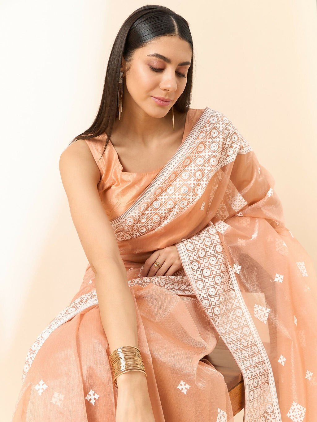 Peach Organza Geometric Embroidered Saree with Unstitched Blouse Piece - Roozal | Grocsy