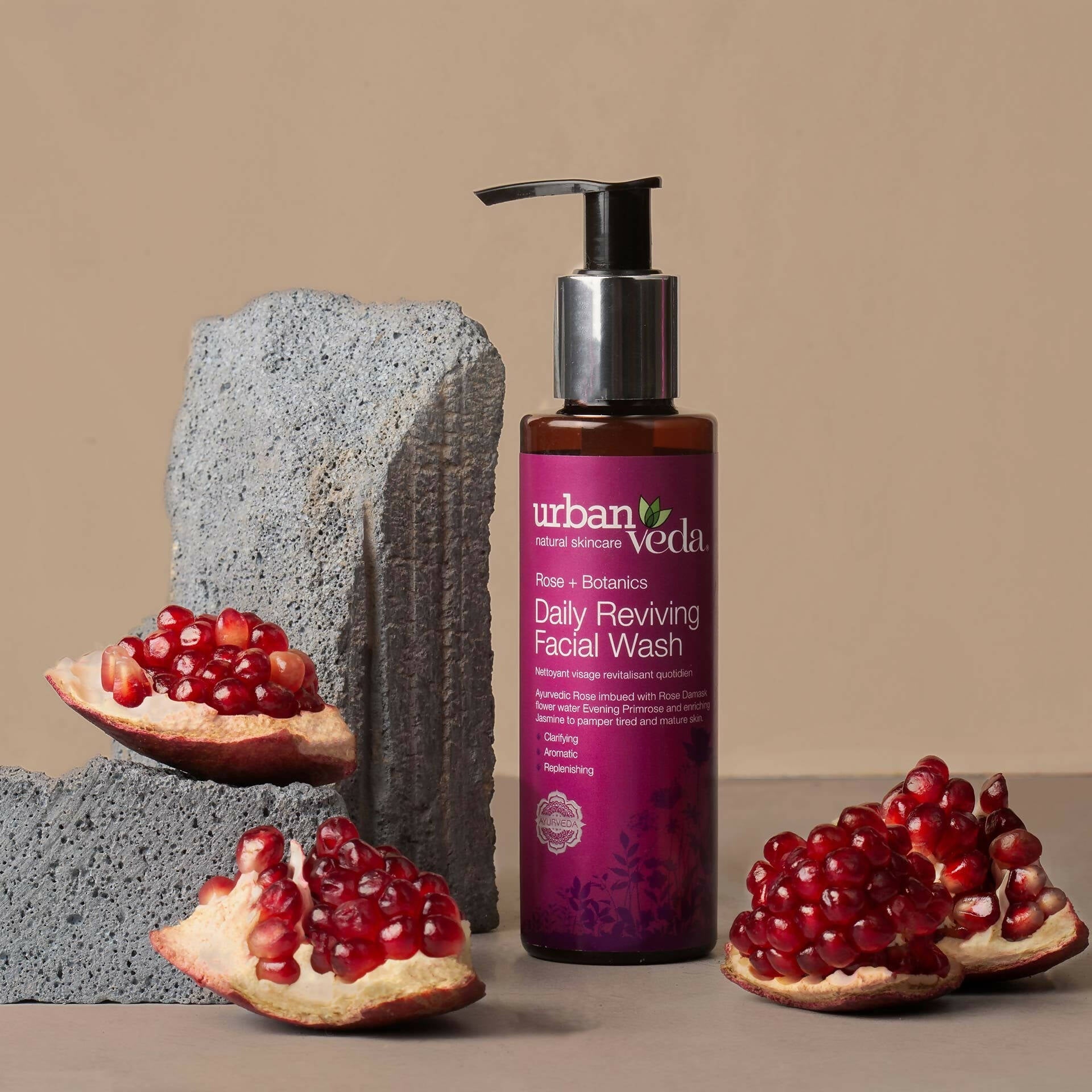 Urban Veda Daily Reviving Facial Wash | Grocsy