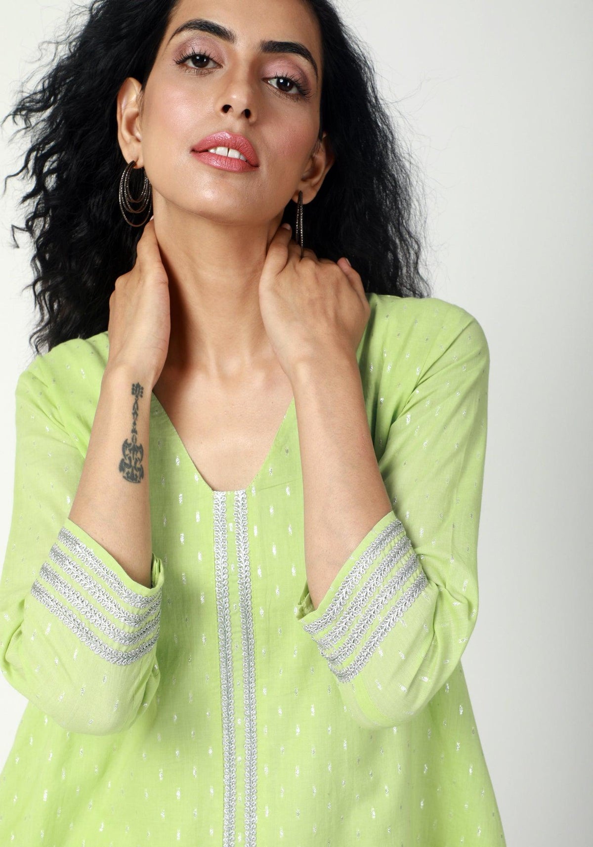 trueBrowns Green Silver Laced Kurta-Pant | Grocsy