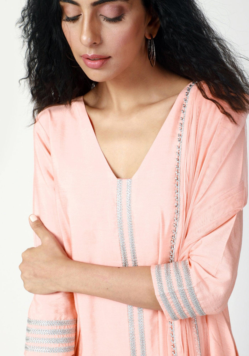 trueBrowns Peach Laced Kurta-Pant-Dupatta | Grocsy