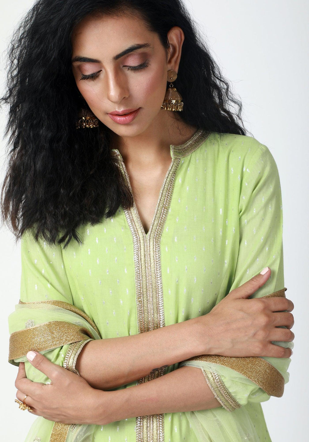 trueBrowns Green Lace Kurta-Pant-Dupatta | Grocsy