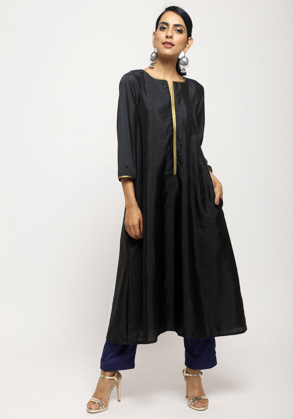 trueBrowns Black Laced Kurta Set | Grocsy