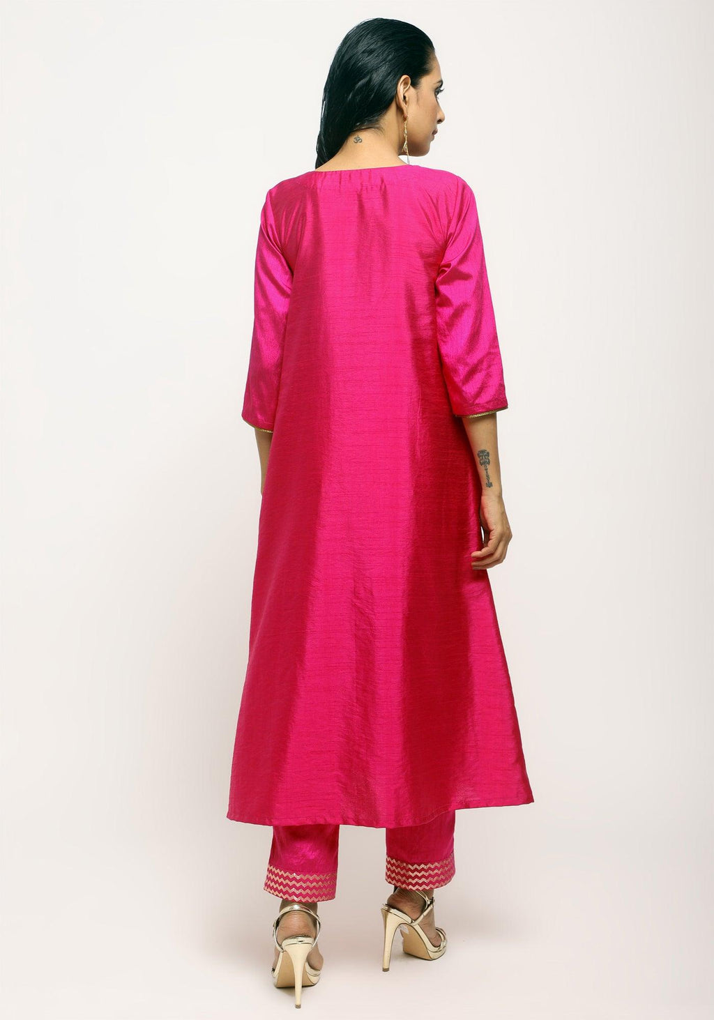 trueBrowns Pink Laced Kurta- Foil Pant | Grocsy