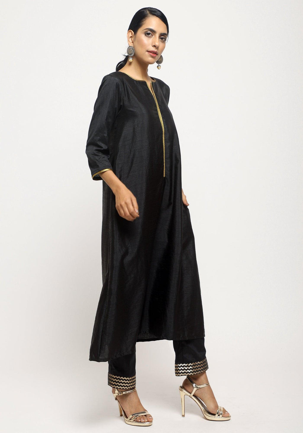 trueBrowns Black Laced Kurta- Foil Pant | Grocsy