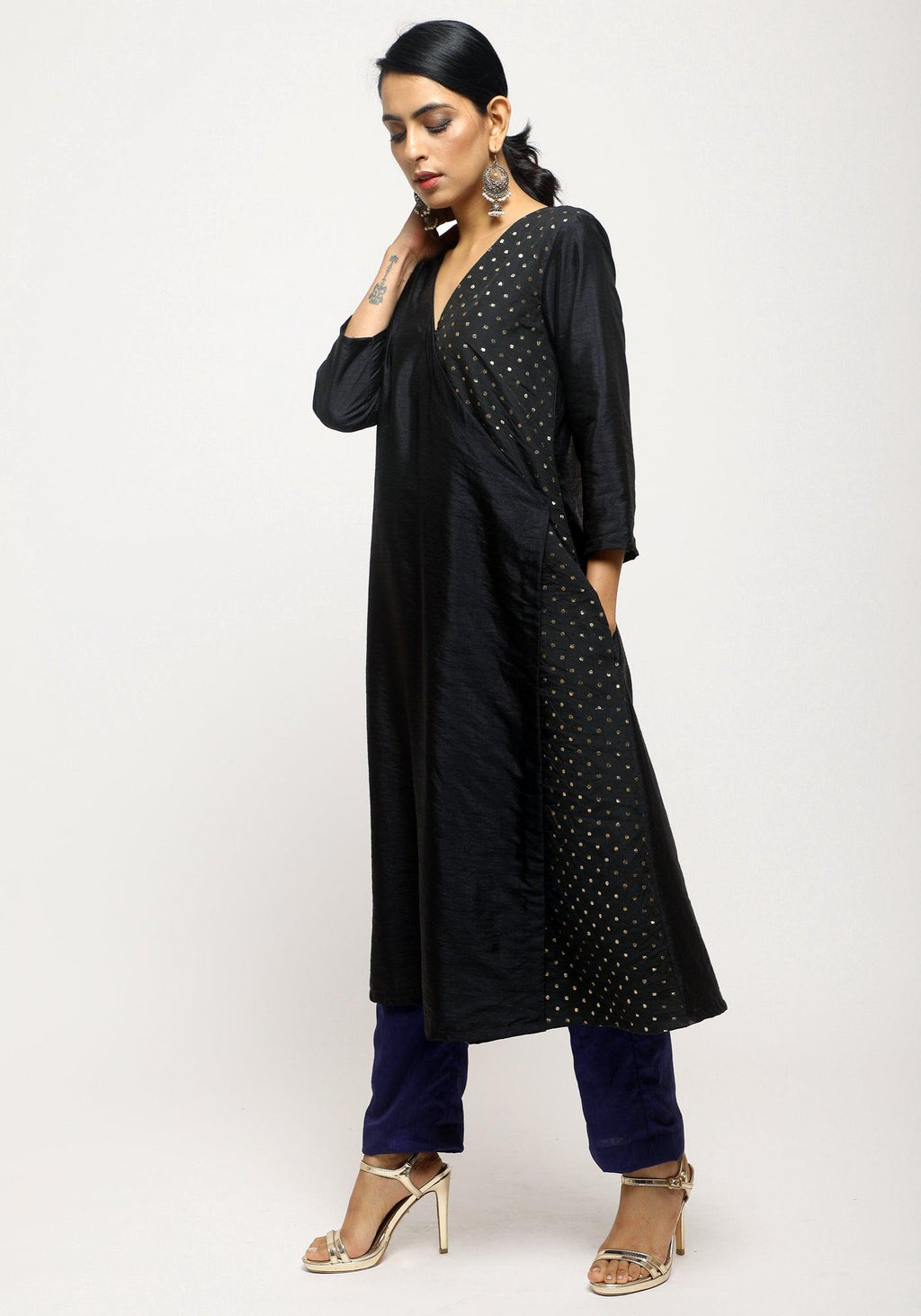 trueBrowns Black Foil Angrakha Set | Grocsy