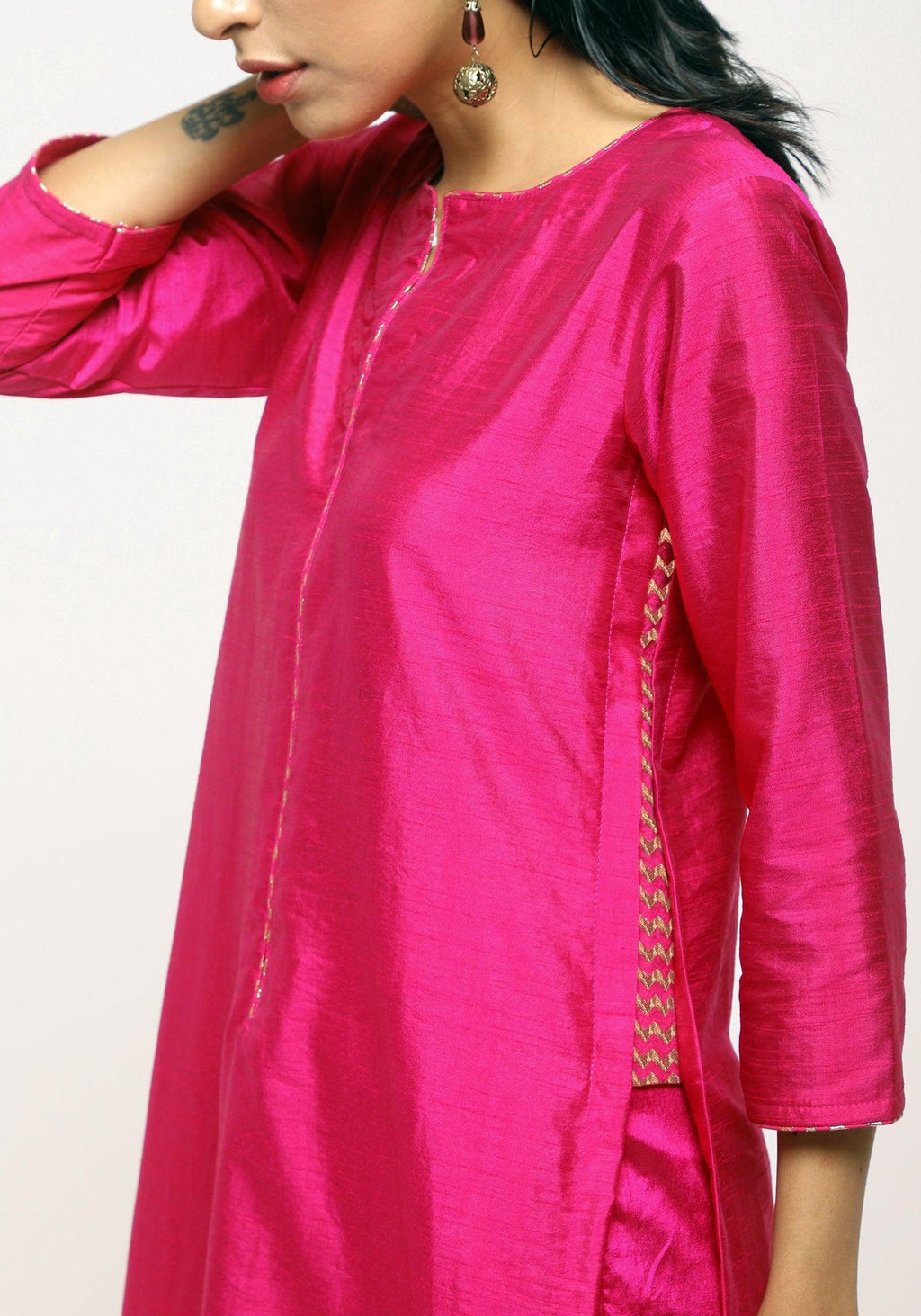 trueBrowns Pink Foil High Slit Set | Grocsy