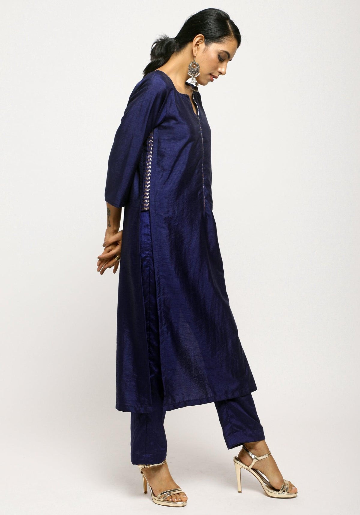 trueBrowns Blue Foil High Slit Set | Grocsy
