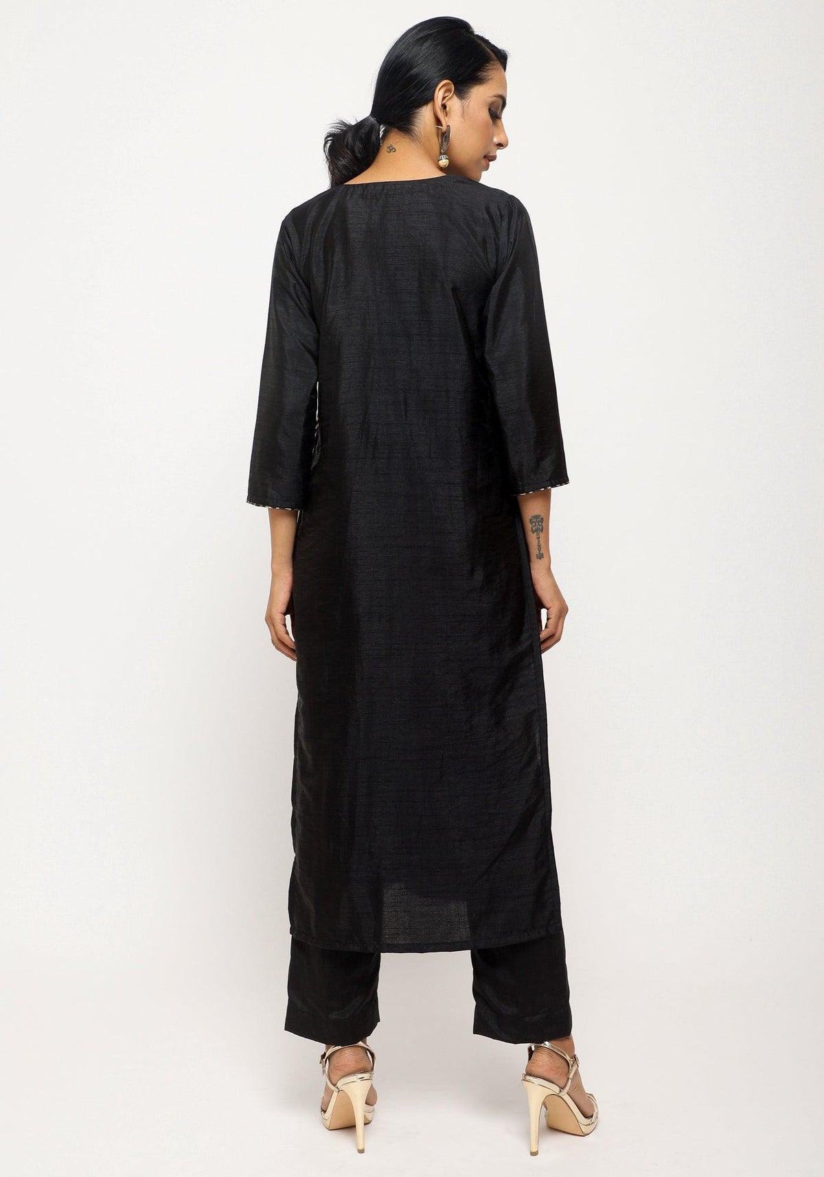 trueBrowns Black Foil High Slit Set | Grocsy