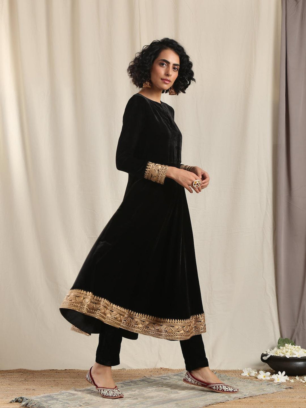 trueBrowns Black Velvet Flared Embroidered Kurta | Grocsy