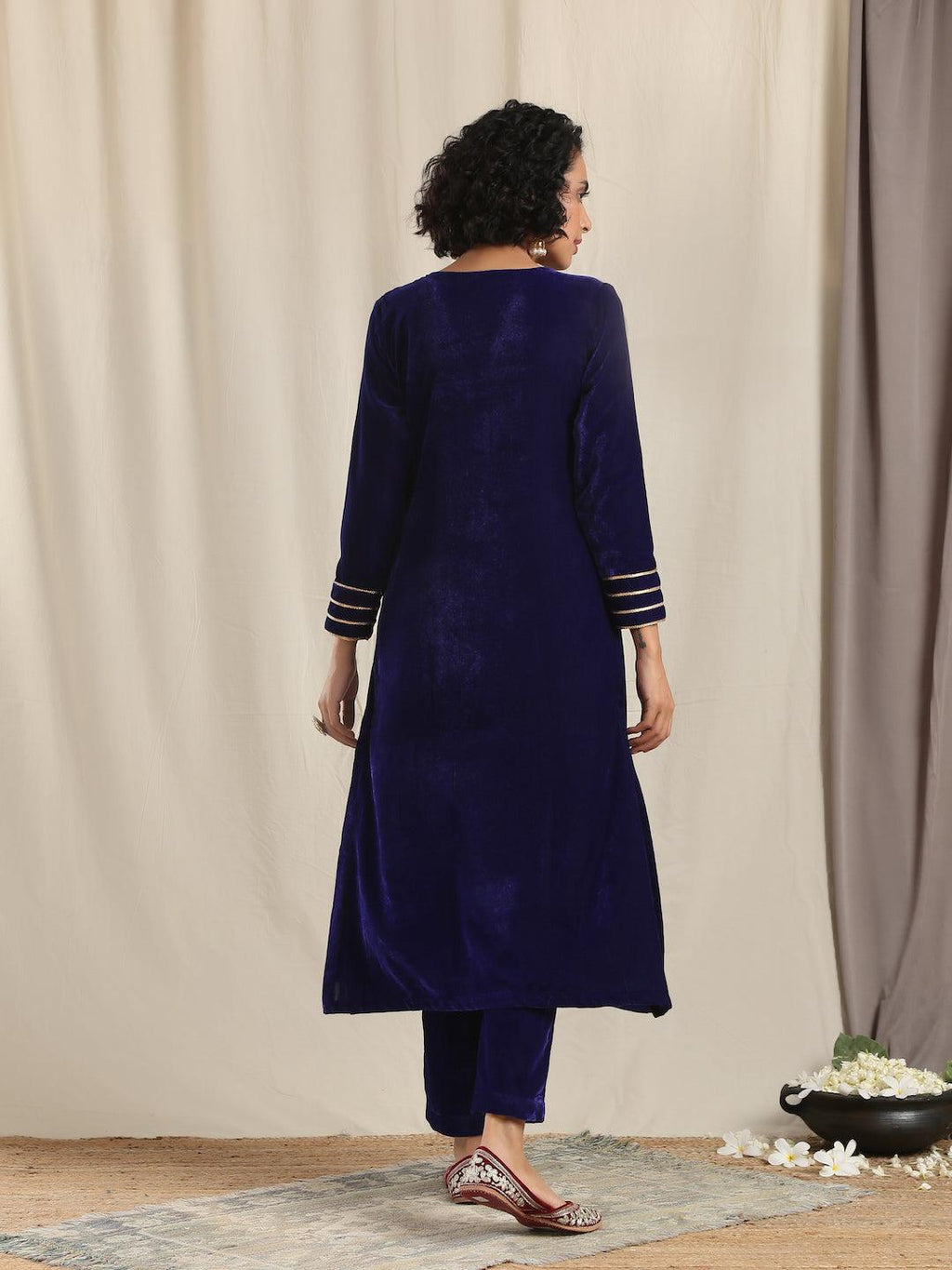 trueBrowns Blue Velvet Gota Kurta | Grocsy