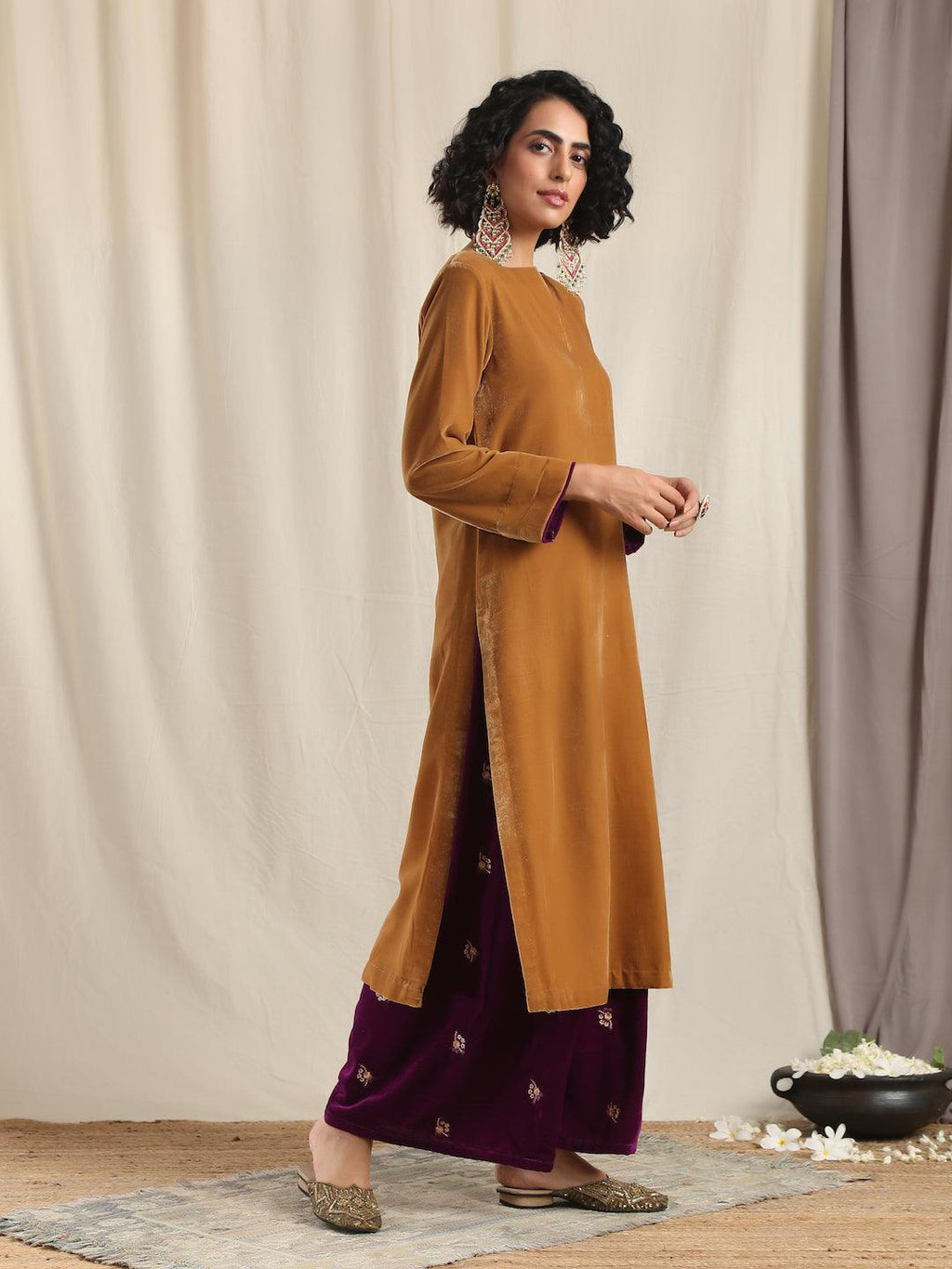 trueBrowns Brown Velvet Slit Kurta | Grocsy