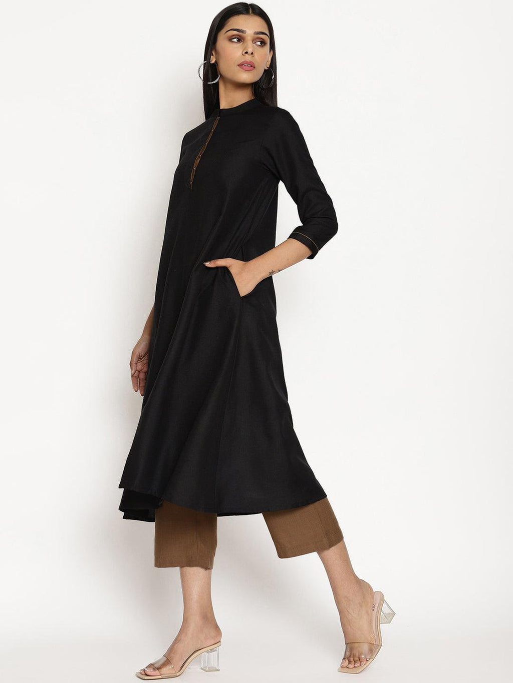 trueBrowns Cotton Linen Black Kurta Pant Set | Grocsy