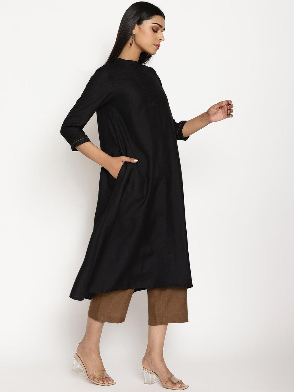 trueBrowns Cotton Linen Black Kurta Pant Set | Grocsy