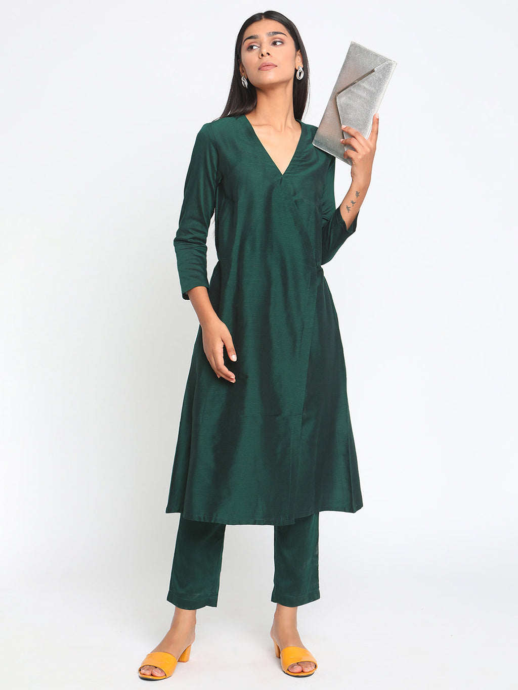 trueBrowns Green Silk Angrakha Set | Grocsy