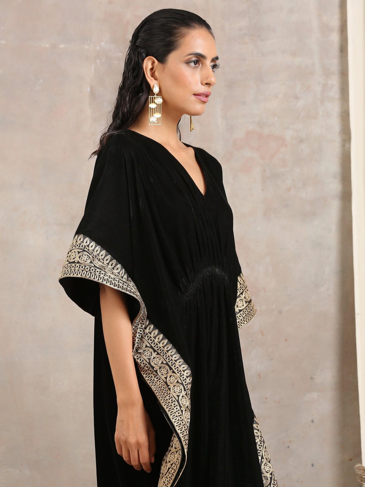 trueBrowns Black Velvet Embroidered Lace Kaftan | Grocsy