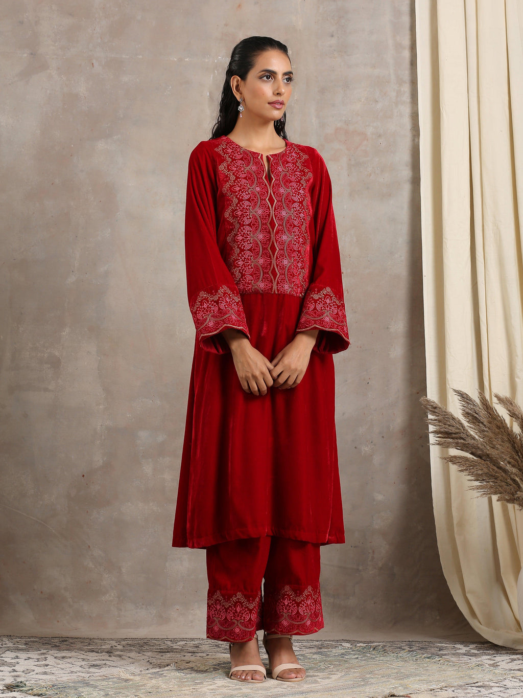 trueBrowns Red Velvet Embroidered Slit Kurta | Grocsy