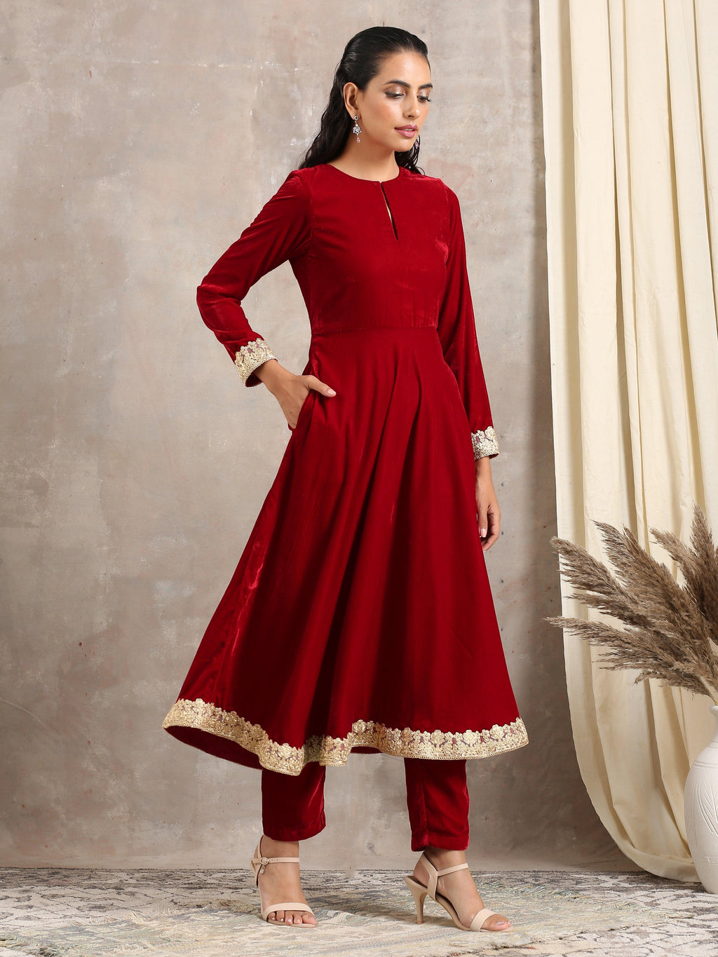 trueBrowns Red Velvet Flared Lace Kurta | Grocsy