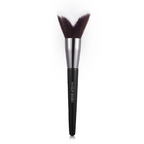 Gleva Jawline Contour Brush | Grocsy