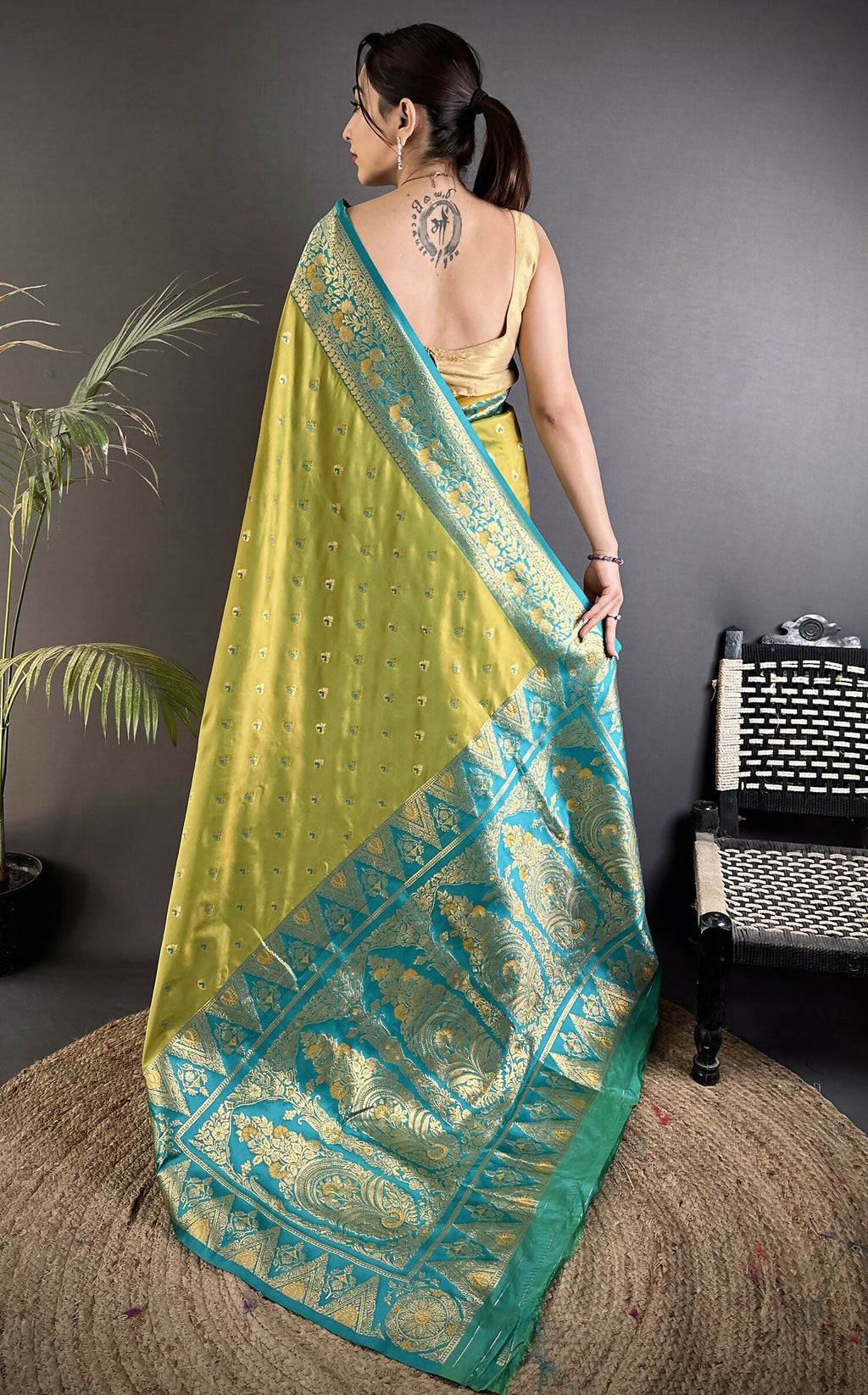 Joban Fashion Pista Green Intricate Motifs Soft Silk Banarasi Saree | Grocsy
