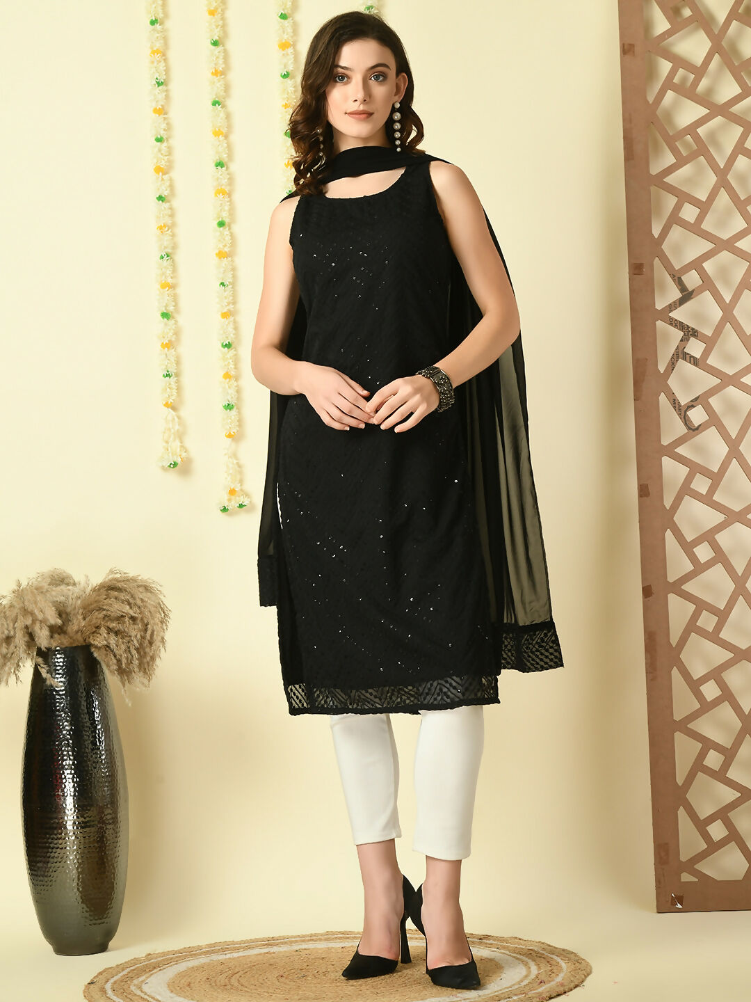 Myshka Women's Black Georgette Sleeveless Straight Party Kurta With Dupatta Set | Grocsy