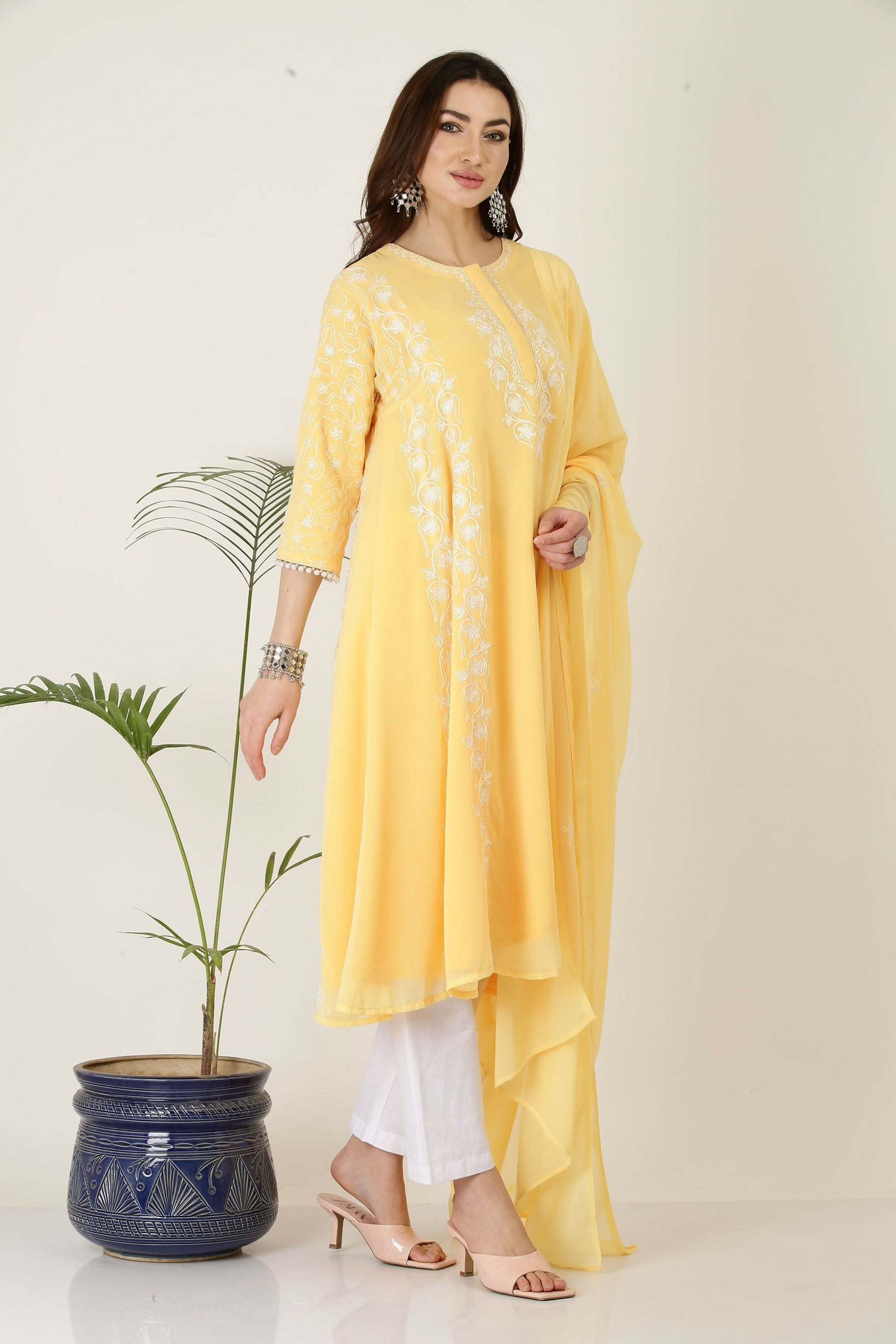 Joban Fashion Yellow&White Georgette Kurta Set | Grocsy