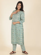 Aramya Straight Soft Cotton Paisley Print Women's Kurta Set - Green | Grocsy