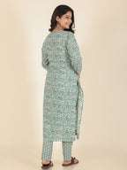 Aramya Straight Soft Cotton Paisley Print Women's Kurta Set - Green | Grocsy