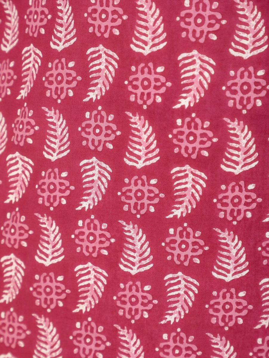 Aramya Straight Soft Cotton Abstract Print Women's Kurta - Red | Grocsy