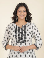 Aramya Straight Soft Cotton Ikat Print Women's Kurta - White | Grocsy