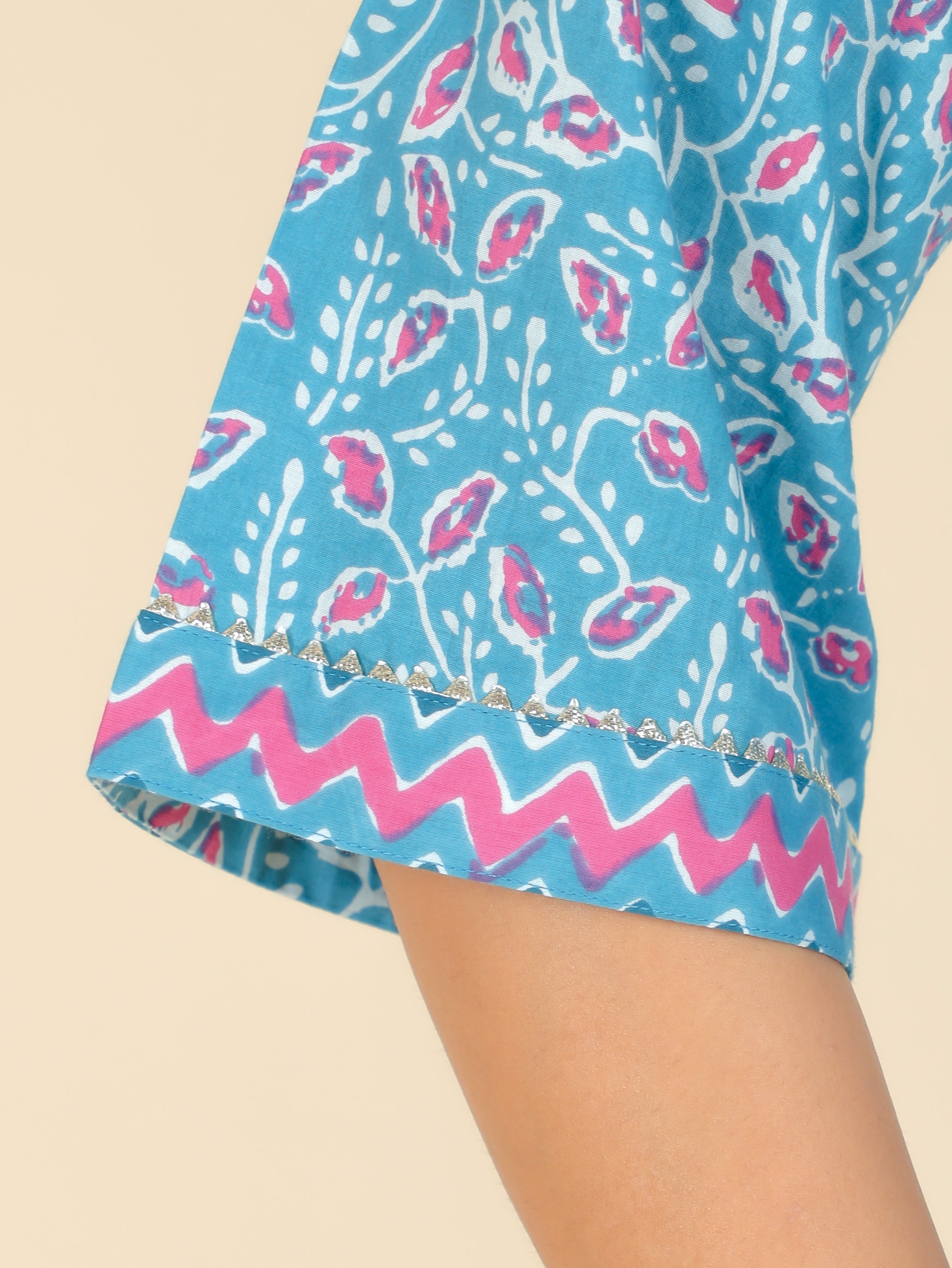 Aramya Straight Soft Cotton Floral Print Women's Kurta - Blue | Grocsy