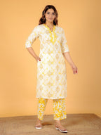 Aramya Straight Soft Cotton Floral Print Women's Kurta Set - Yellow | Grocsy