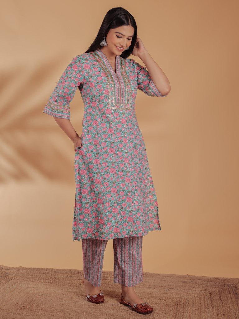 Aramya Straight Soft Cotton Floral Print Women's Kurta - Multicolor | Grocsy