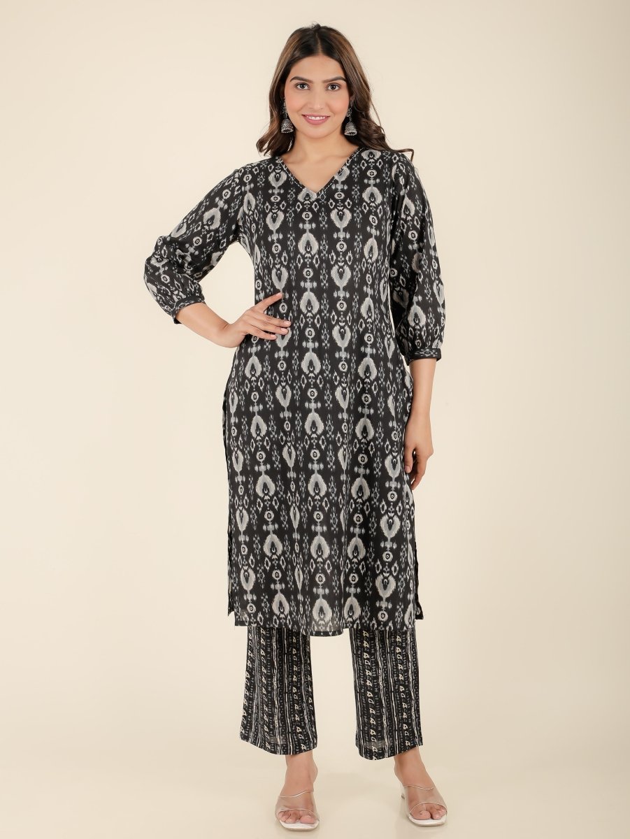 Aramya Straight Soft Cotton Ikat Print Women's Kurta - Black | Grocsy