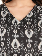 Aramya Straight Soft Cotton Ikat Print Women's Kurta - Black | Grocsy