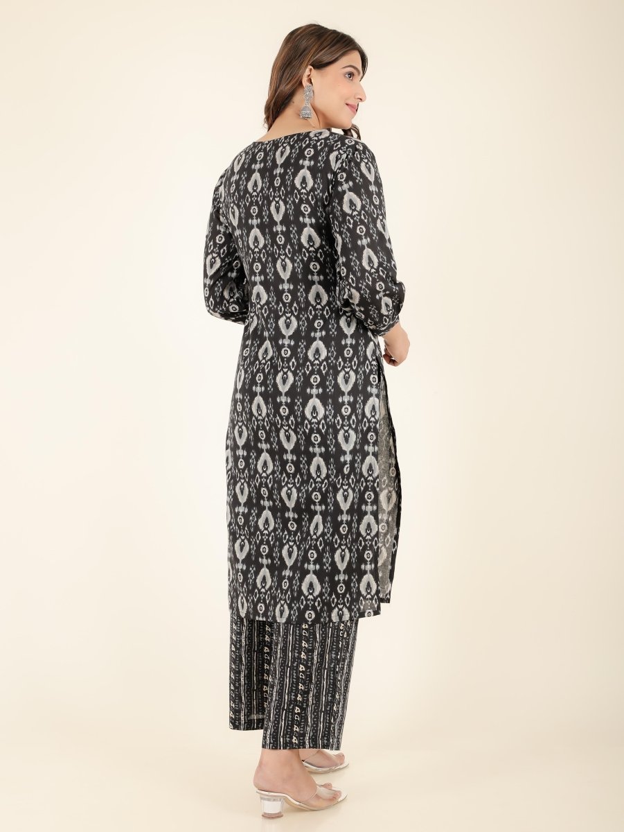 Aramya Straight Soft Cotton Ikat Print Women's Kurta - Black | Grocsy