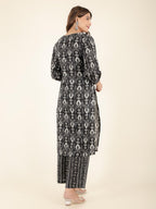 Aramya Straight Soft Cotton Ikat Print Women's Kurta - Black | Grocsy