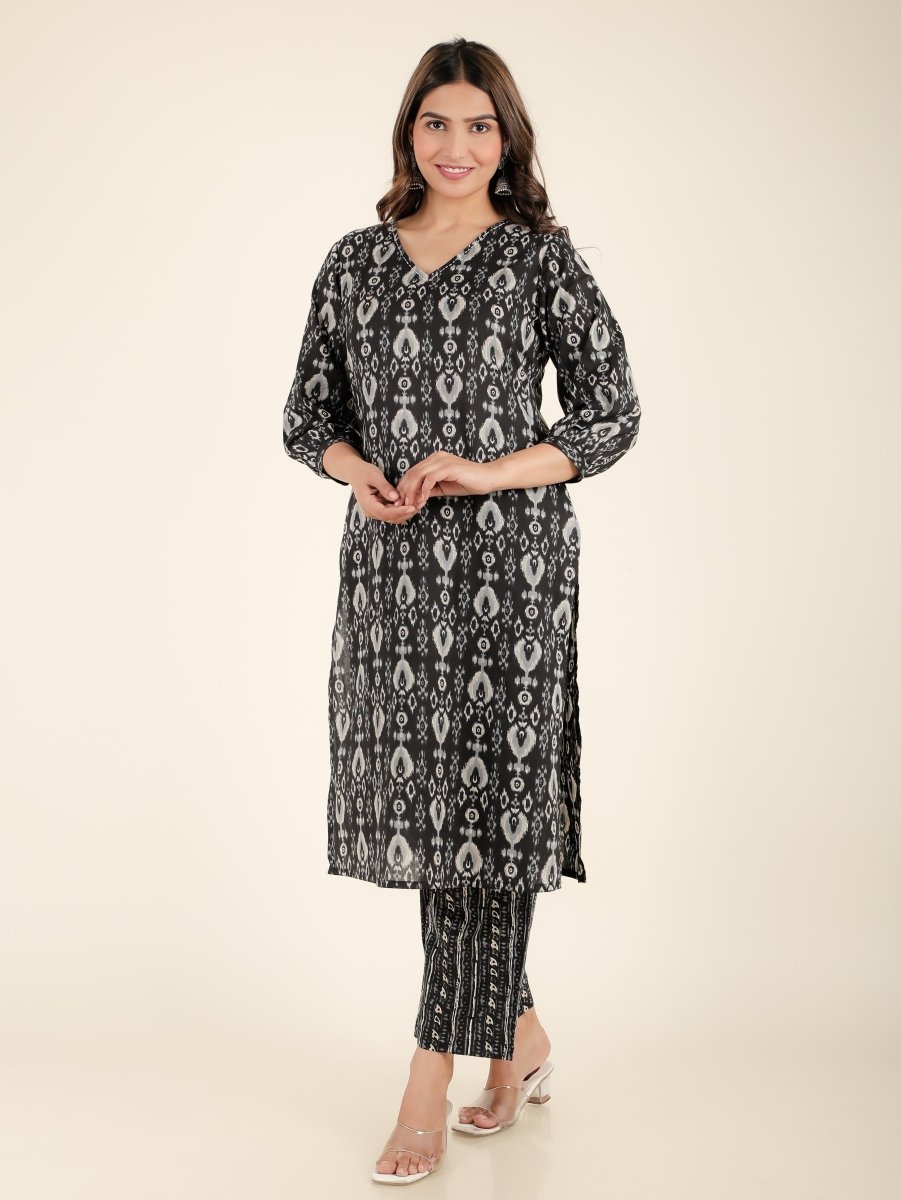 Aramya Straight Soft Cotton Ikat Print Women's Kurta - Black | Grocsy
