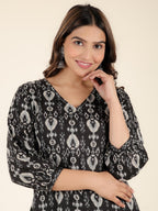 Aramya Straight Soft Cotton Ikat Print Women's Kurta - Black | Grocsy