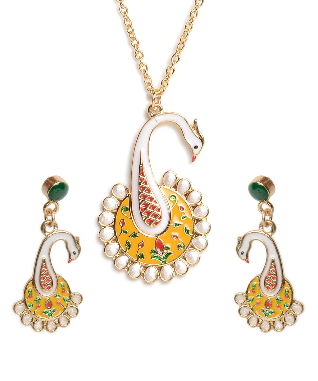 Gold-Polished Alloy Peacock Pendant Necklace - The Pari | Grocsy