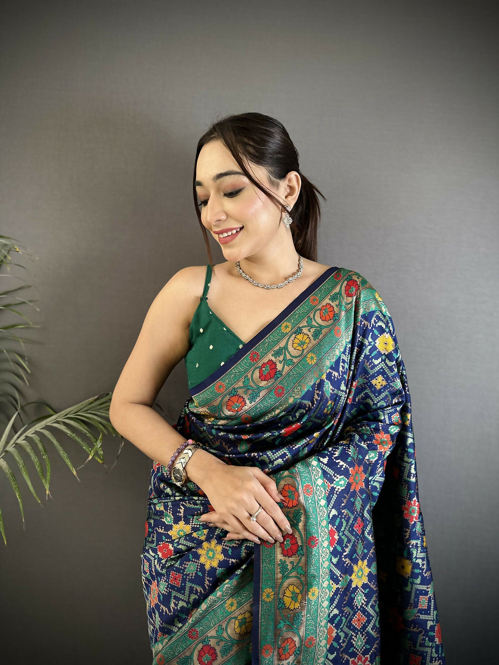 Joban Fashion Navy Blue Banarasi Soft Silk Woven Saree | Grocsy
