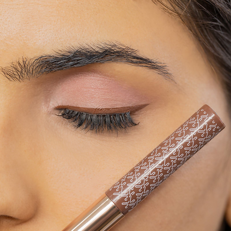 Kay Beauty By Katrina Kaif Quick Dry Liquid Eyeliner - Sizzling MochaIndigo | Grocsy