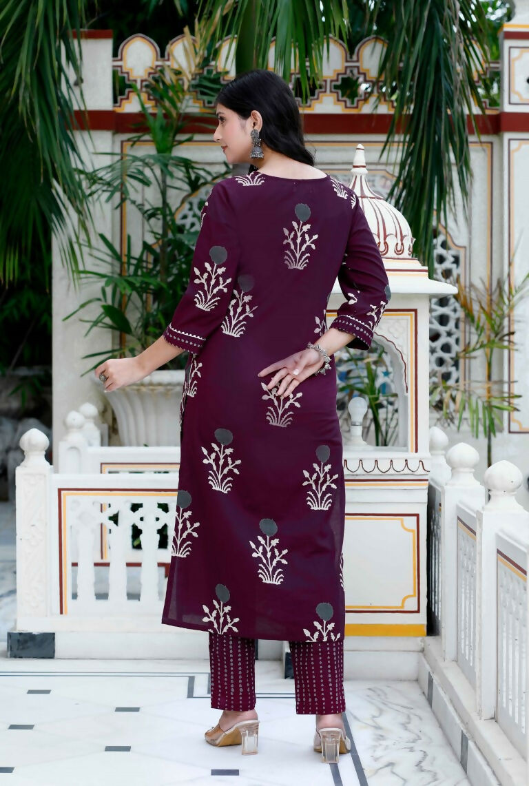 Miravan Women's Cotton Fabric Purple Kurta With Palazzo And Dupatta | Grocsy