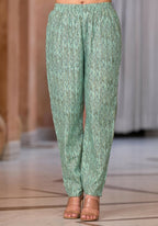 Juniper Women's Green Floral Printed Cotton Kurta Set With Thread Work | Grocsy