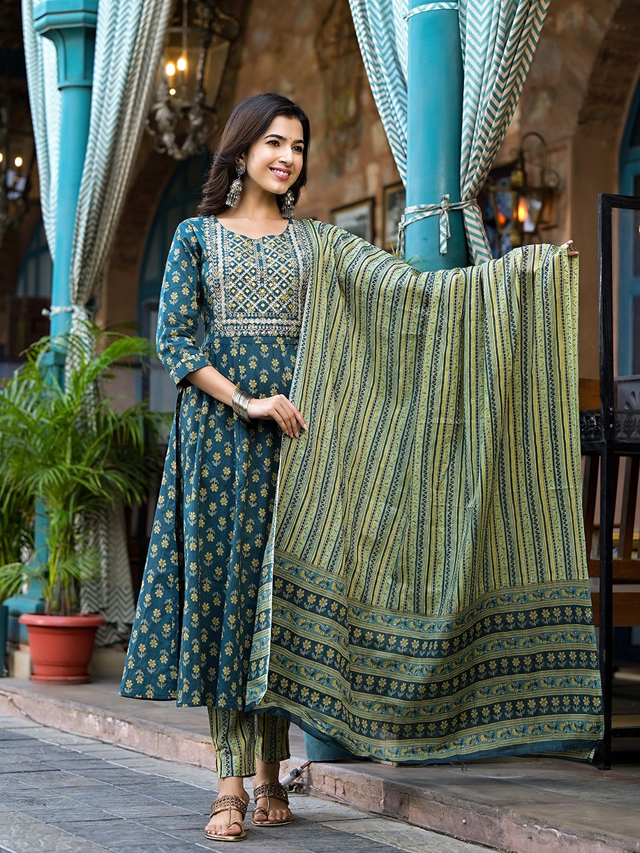 Yufta Teal Green Floral Sequins_Work Kurta Trouser With Dupatta Set | Grocsy