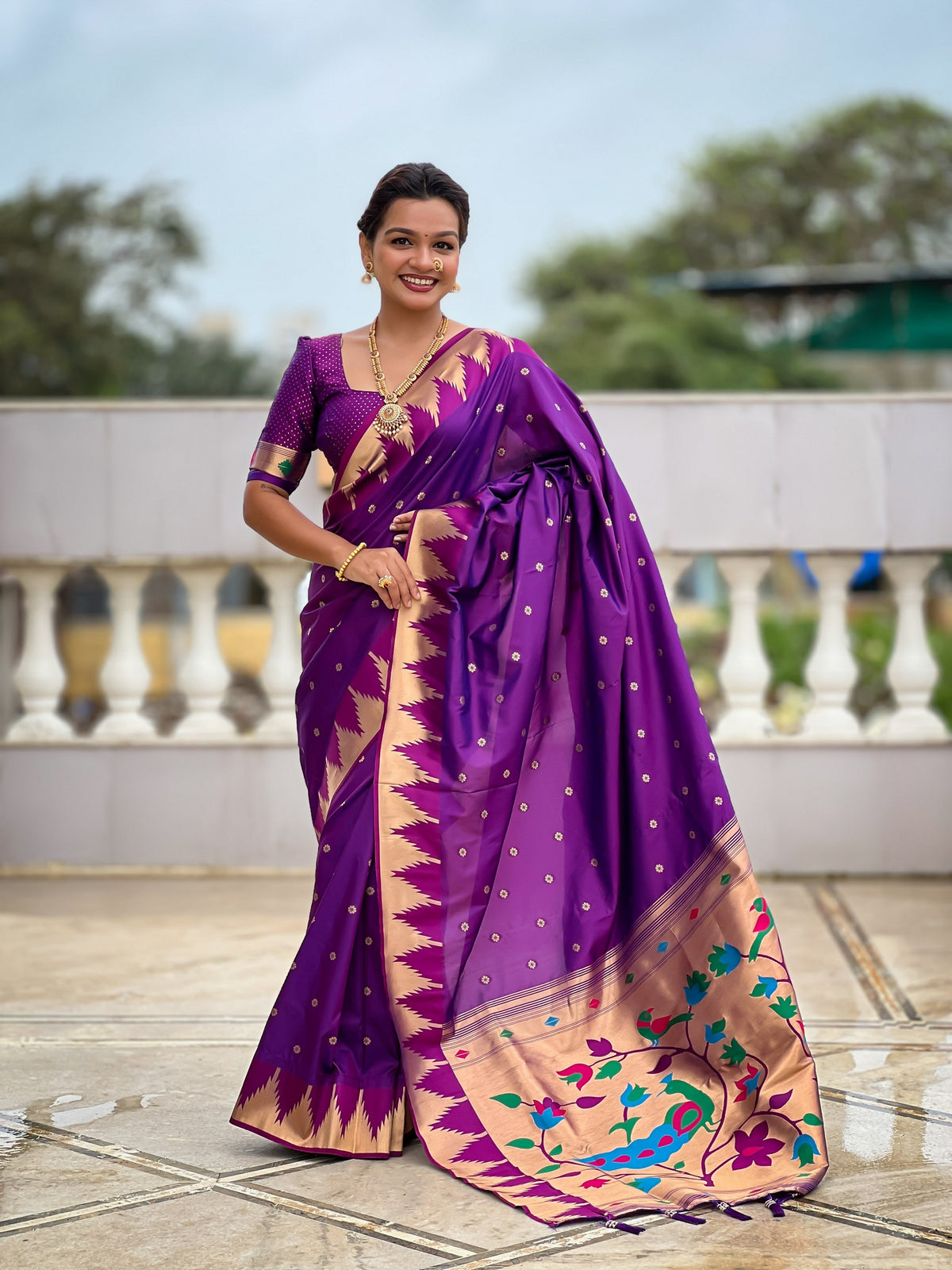 Vedant Vastram Soft Litchi Silk Banarasi Silk Jacquard Saree - Purple | Grocsy