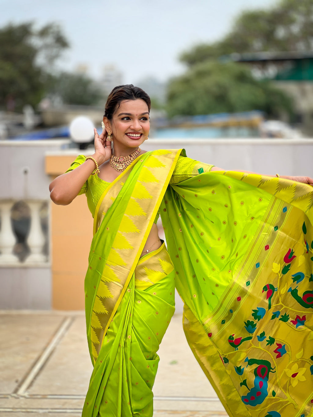 Vedant Vastram Soft Litchi Silk Banarasi Silk Jacquard Saree - Teal Green | Grocsy